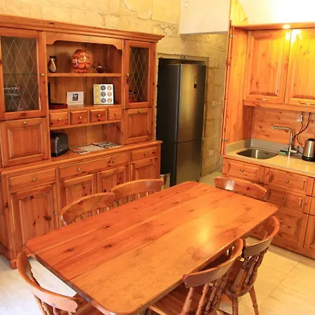 Affittacamere Domus Luxuria Zebbug
